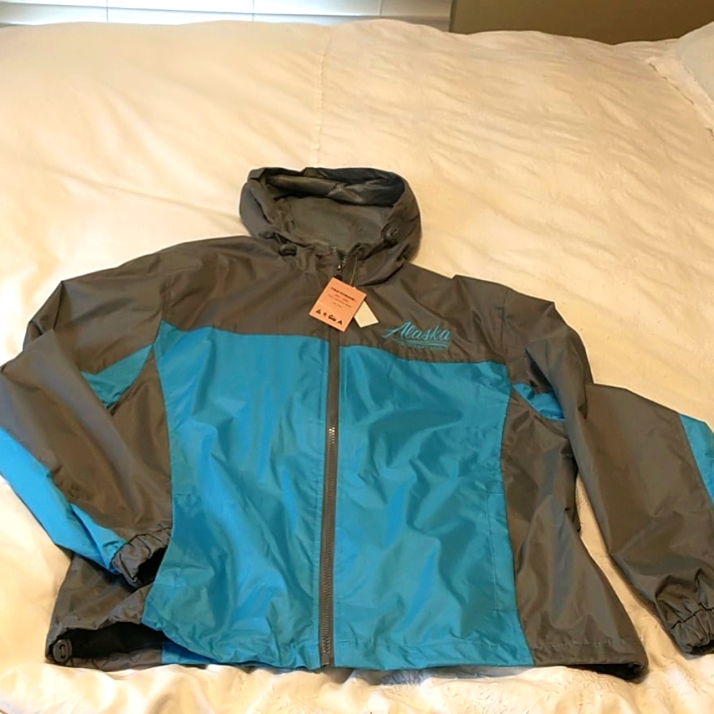 NWT Alaska winter coat raincoat windbreaker